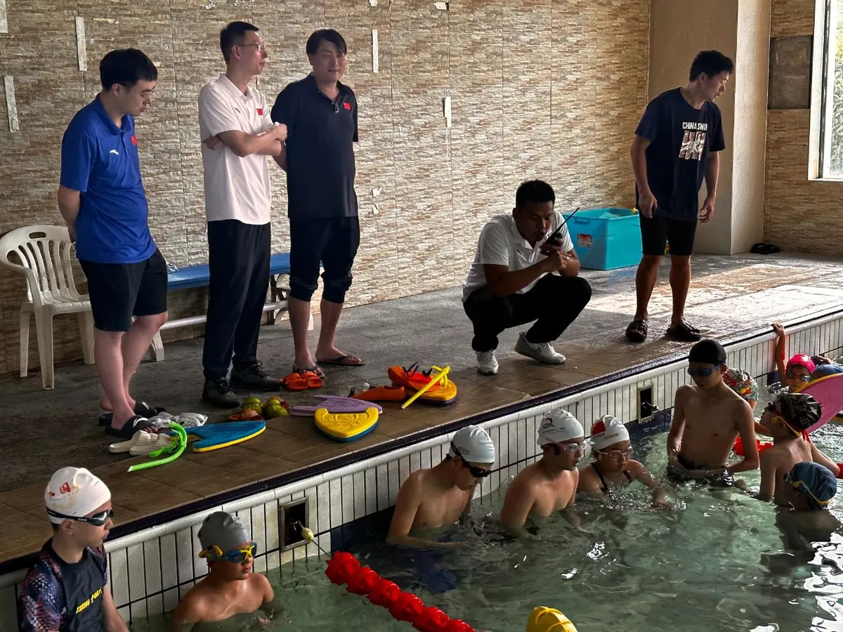 借助运动心理学家指导篮球运动员减压的方案_0